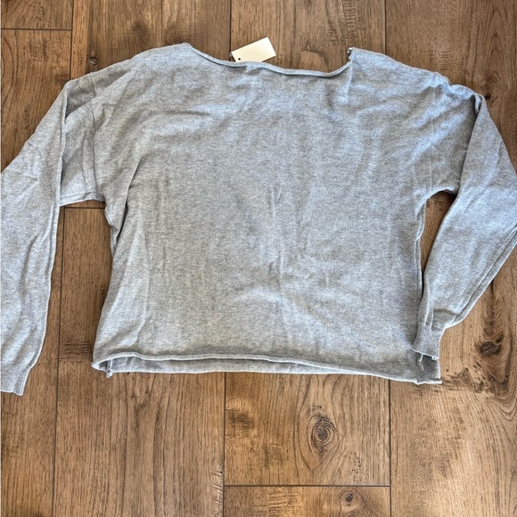 Aeropostale Gray Off-the-Shoulder Sweater - Picture 4 of 4